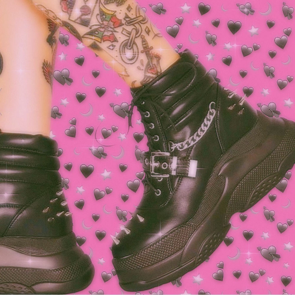 ON HOLD! gothic punk spike platform boots